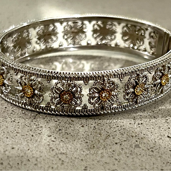 Judith Ripka bangle - Picture 2 of 3